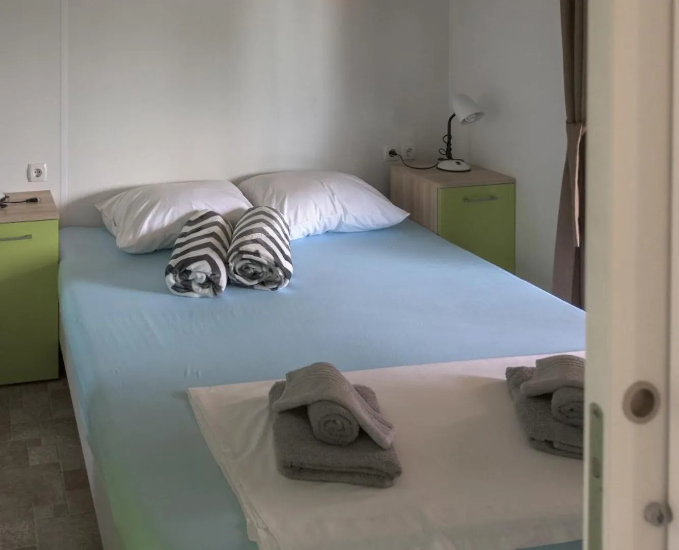 Tiny House Kety Hotel Krupa Campsite