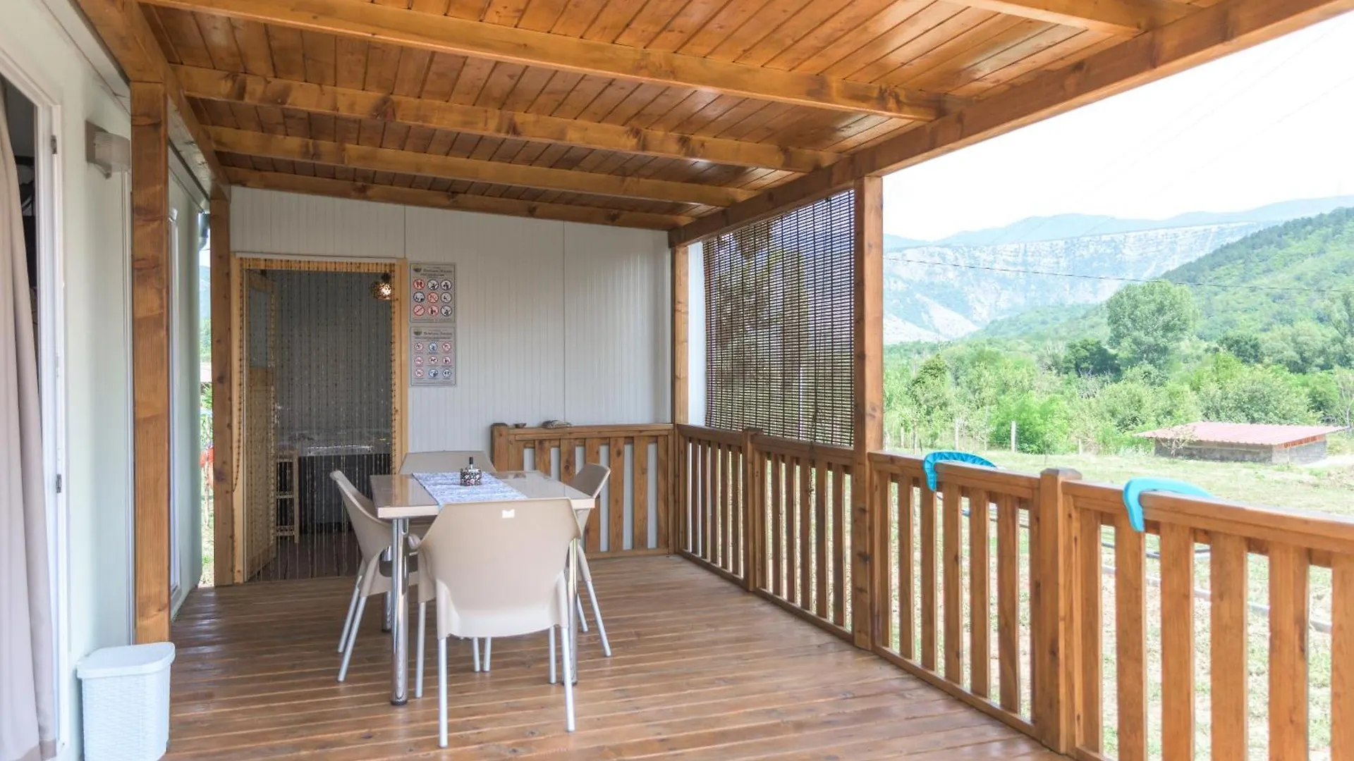 Tiny House Kety Hotel Krupa 0*,